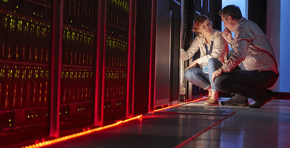 customers talking in data center